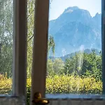 Landhauswohnung Mit Wildromantischem Garten * Füssen